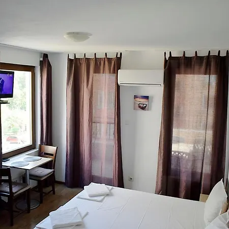 Apartamento Flora Burgas