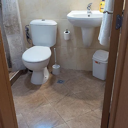 Flora Apartment Burgas City