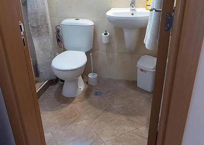 Flora アパート ブルガス