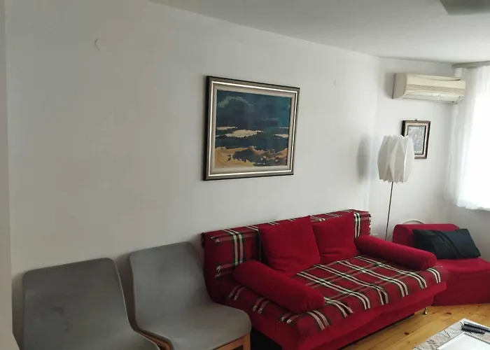 アパート Flora ブルガス